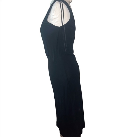 ⭐️Host Pick⭐️Theory Black V Neck Dress!! Size 10 sleeveless shoulder ties V back - Picture 7 of 14